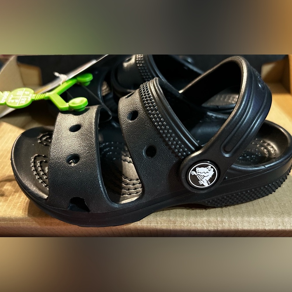 NWT Classic CROCS Boys Girls Black Slip-On Sandals with Heel Strap Size c 8